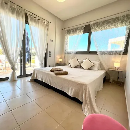 Goutos Luxury Living, Gcollectiongr Bouzaíika