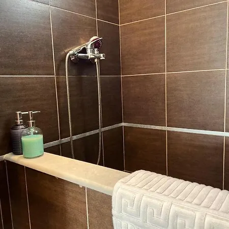 Goutos Luxury Living, Gcollectiongr Bouzaíika